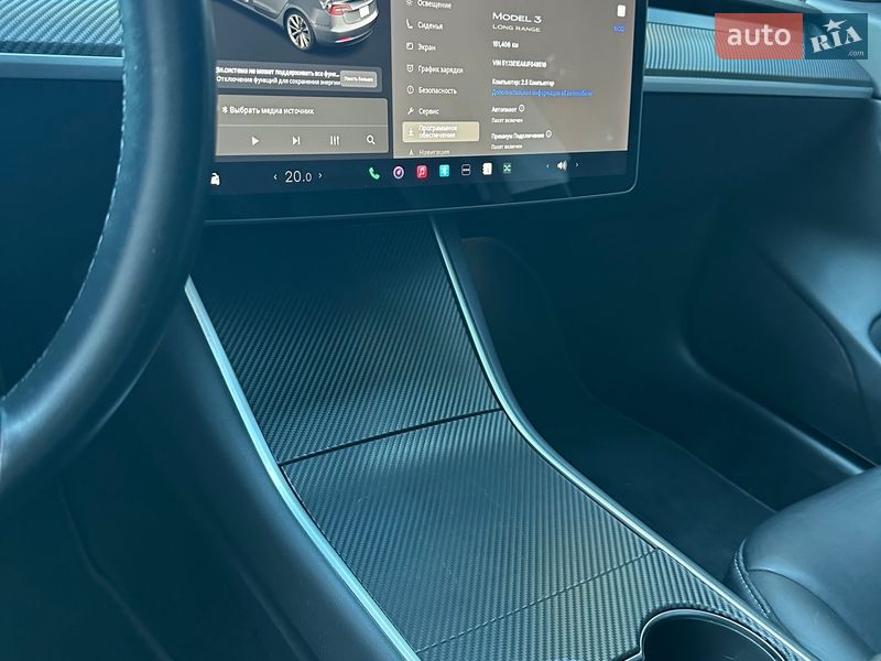Седан Tesla Model 3 2018 в Ровно