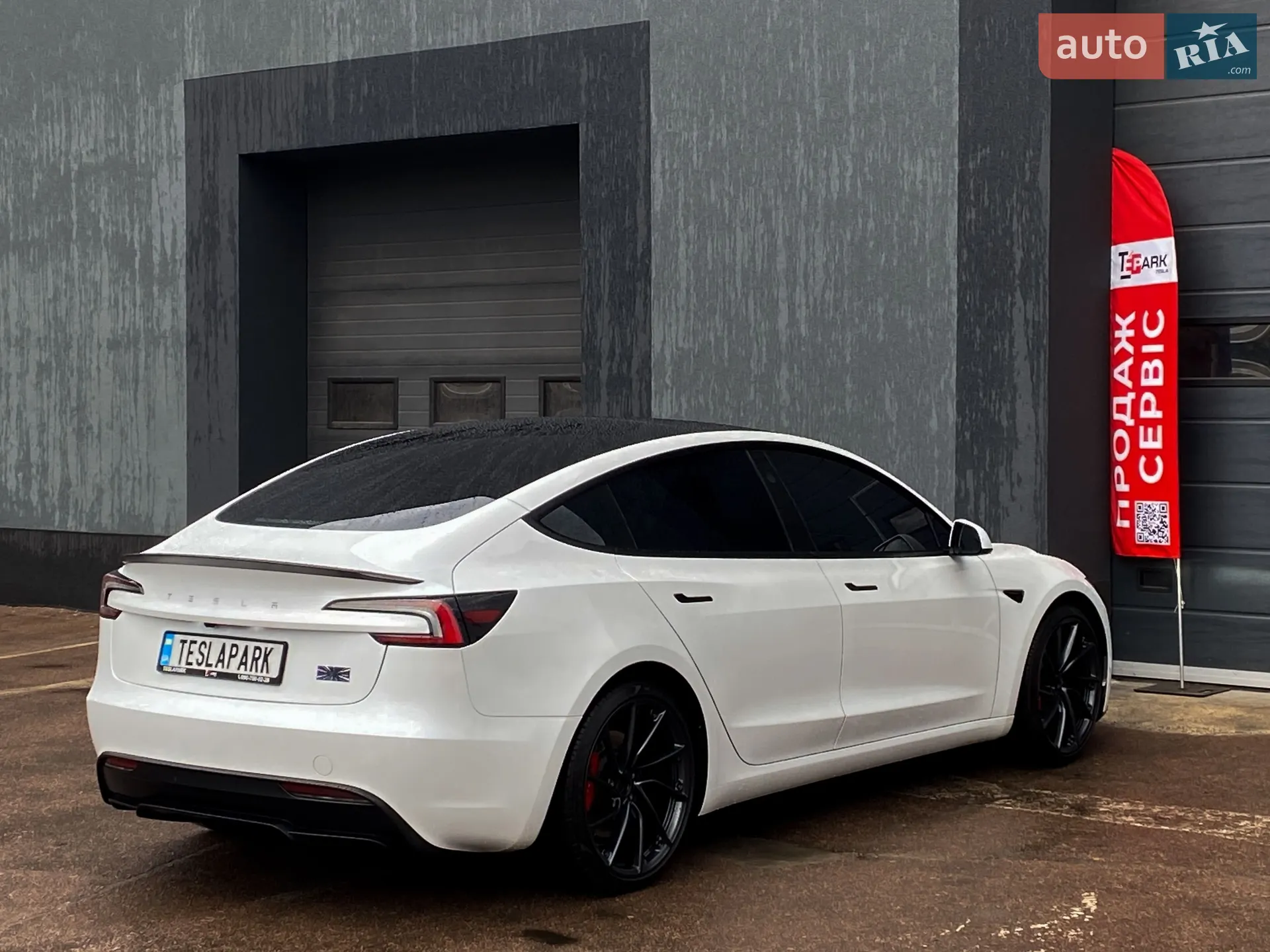 2024 Tesla Model 3 - мініатюра 9