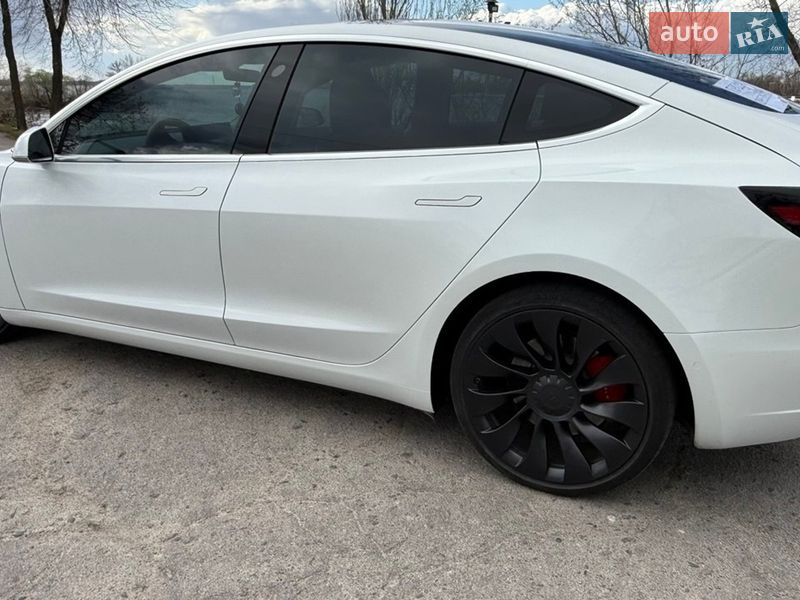 Седан Tesla Model 3 2019 в Днепре