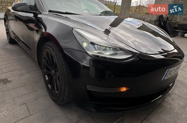 Седан Tesla Model 3 2022 в Львові