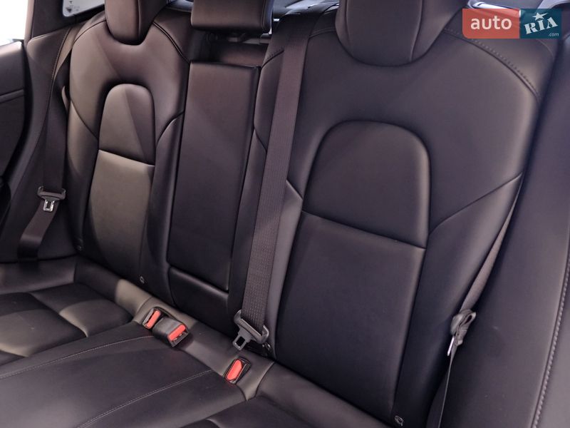 Седан Tesla Model 3 2021 в Одесі фото 29 Седан Tesla Model 3 2021 в Одесі