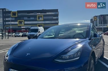 Седан Tesla Model 3 2019 в Одессе