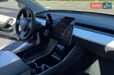 Седан Tesla Model 3 2019 в Одессе
