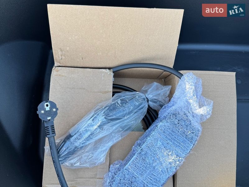 Седан Tesla Model 3 2019 в Одессе
