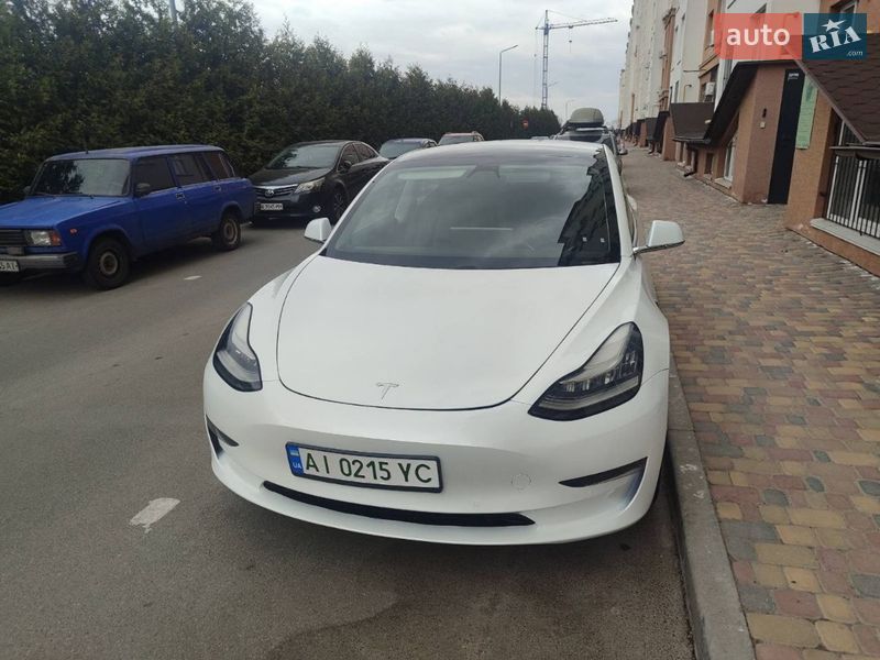 Седан Tesla Model 3 2019 в Києві