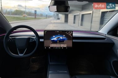 Седан Tesla Model 3 2024 в Киеве