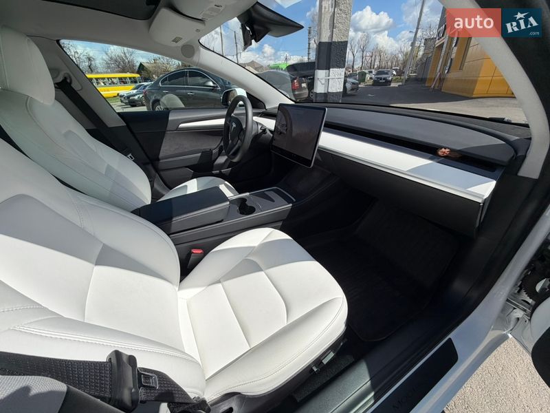 Седан Tesla Model 3 2021 в Харькове
