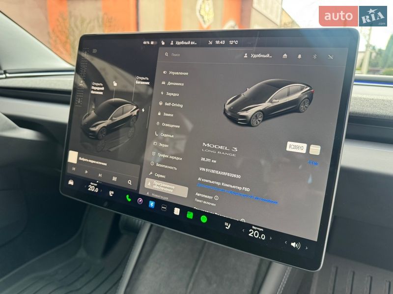 Седан Tesla Model 3 2024 в Стрые