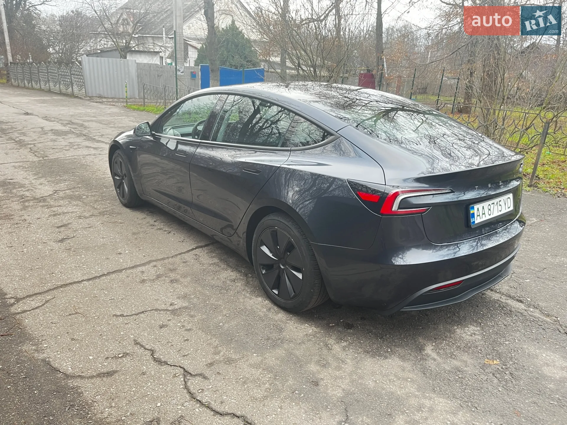 2025 Tesla Model 3 - мініатюра 14