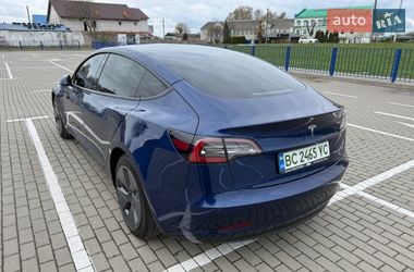 Седан Tesla Model 3 2022 в Львове