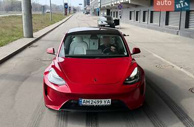 Седан Tesla Model 3 2021 в Киеве