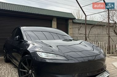 Седан Tesla Model 3 2024 в Черноморске