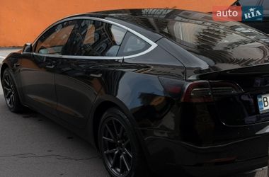 Седан Tesla Model 3 2020 в Одессе