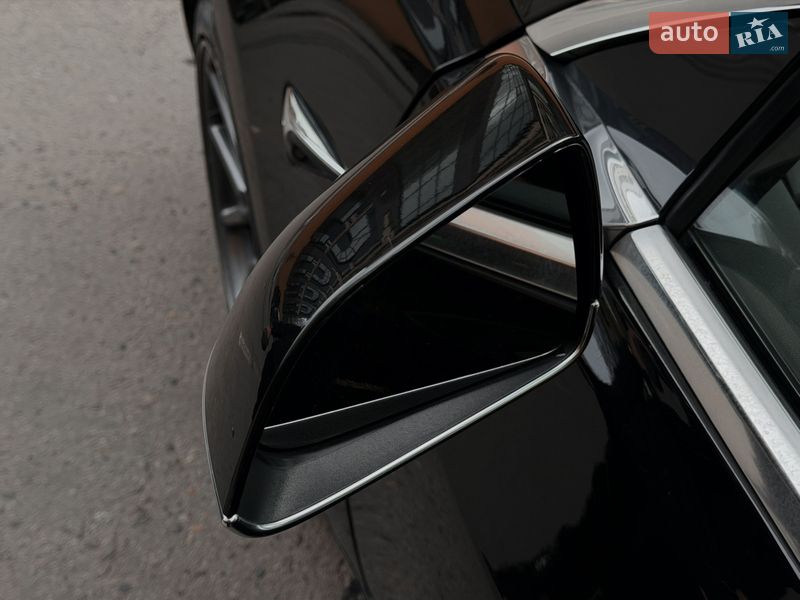 Седан Tesla Model 3 2020 в Одессе