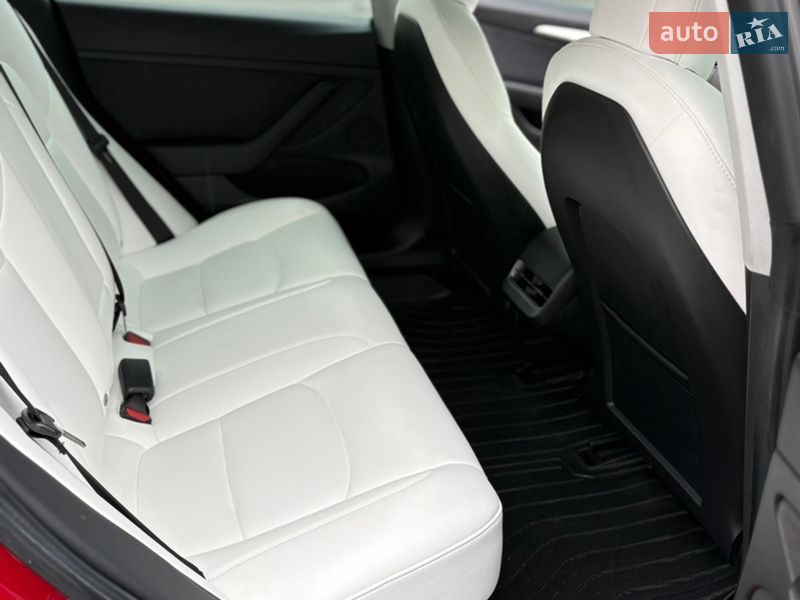 Седан Tesla Model 3 2022 в Львові фото 10 Седан Tesla Model 3 2022 в Львові