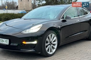 Седан Tesla Model 3 2020 в Києві