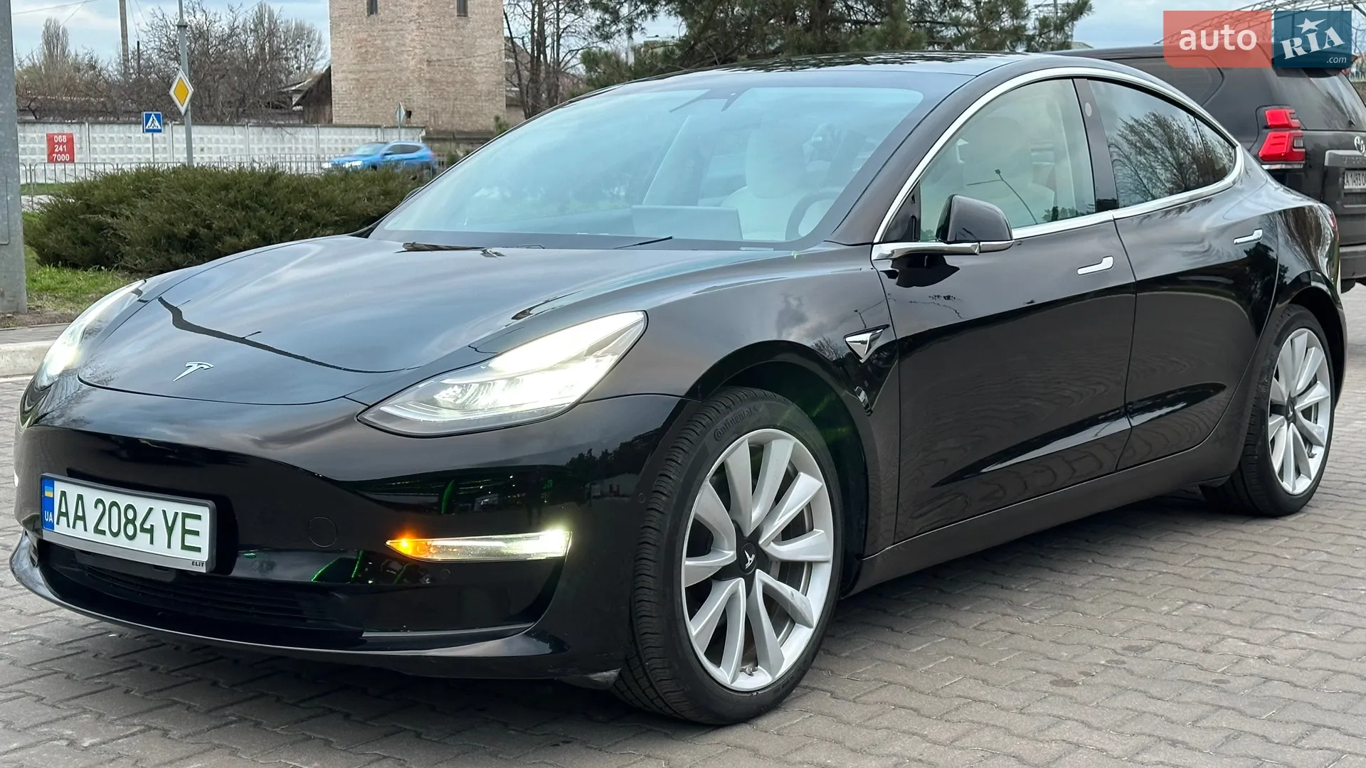 2020 Tesla Model 3 - фото 1