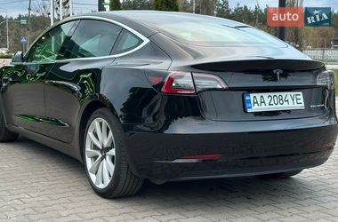 Седан Tesla Model 3 2020 в Киеве