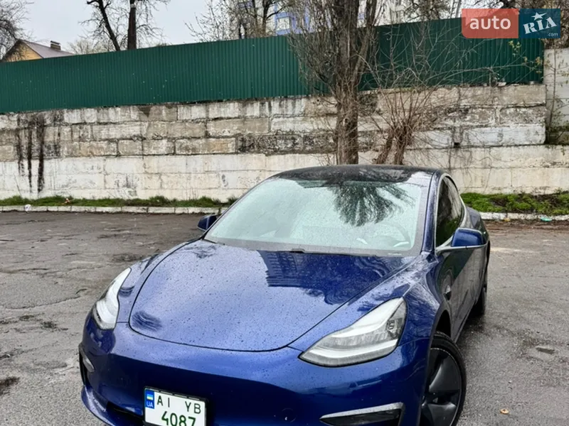 Tesla Model 3 2019