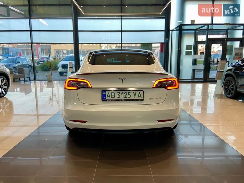 Седан Tesla Model 3 2022 в Вінниці фото 12 Седан Tesla Model 3 2022 в Вінниці