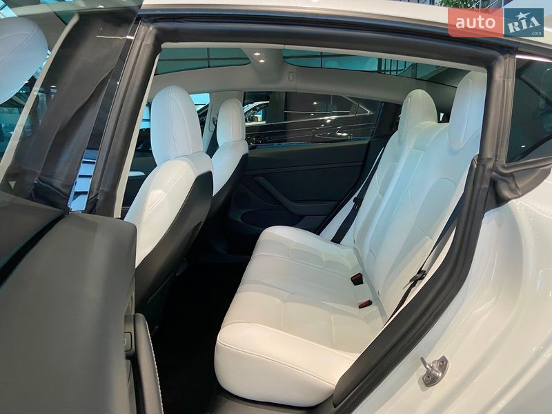 Седан Tesla Model 3 2022 в Вінниці фото 32 Седан Tesla Model 3 2022 в Вінниці