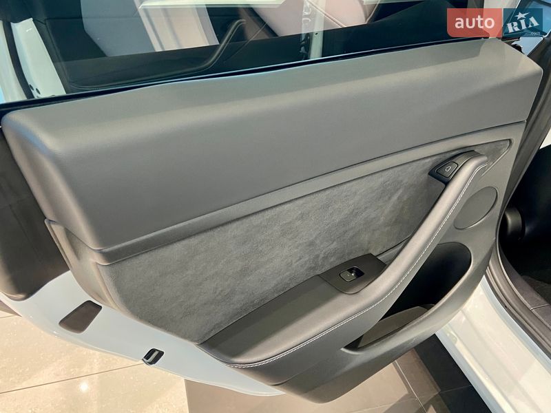 Седан Tesla Model 3 2022 в Вінниці фото 28 Седан Tesla Model 3 2022 в Вінниці