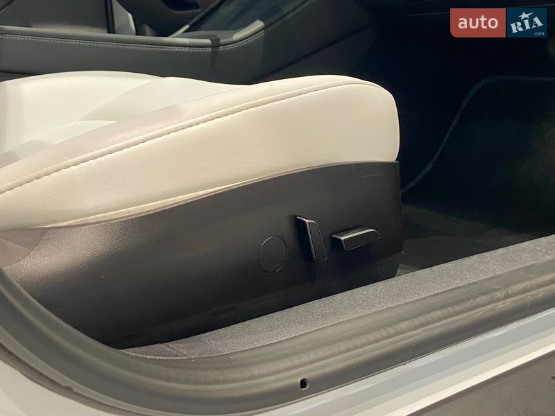 Седан Tesla Model 3 2022 в Вінниці фото 36 Седан Tesla Model 3 2022 в Вінниці
