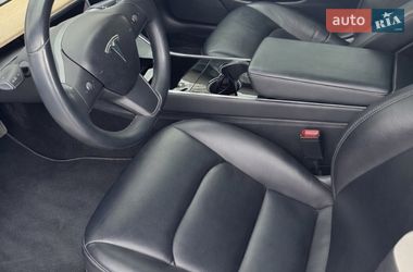 Седан Tesla Model 3 2018 в Рівному