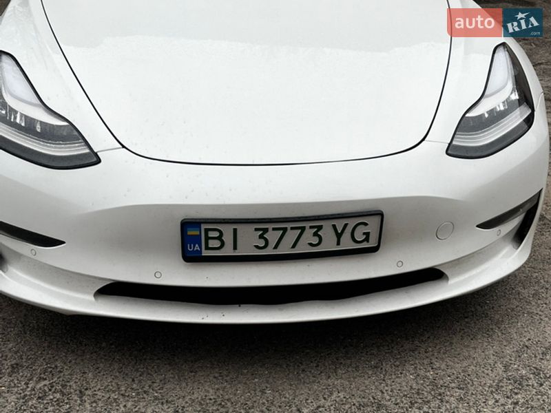 Седан Tesla Model 3 2018 в Полтаві