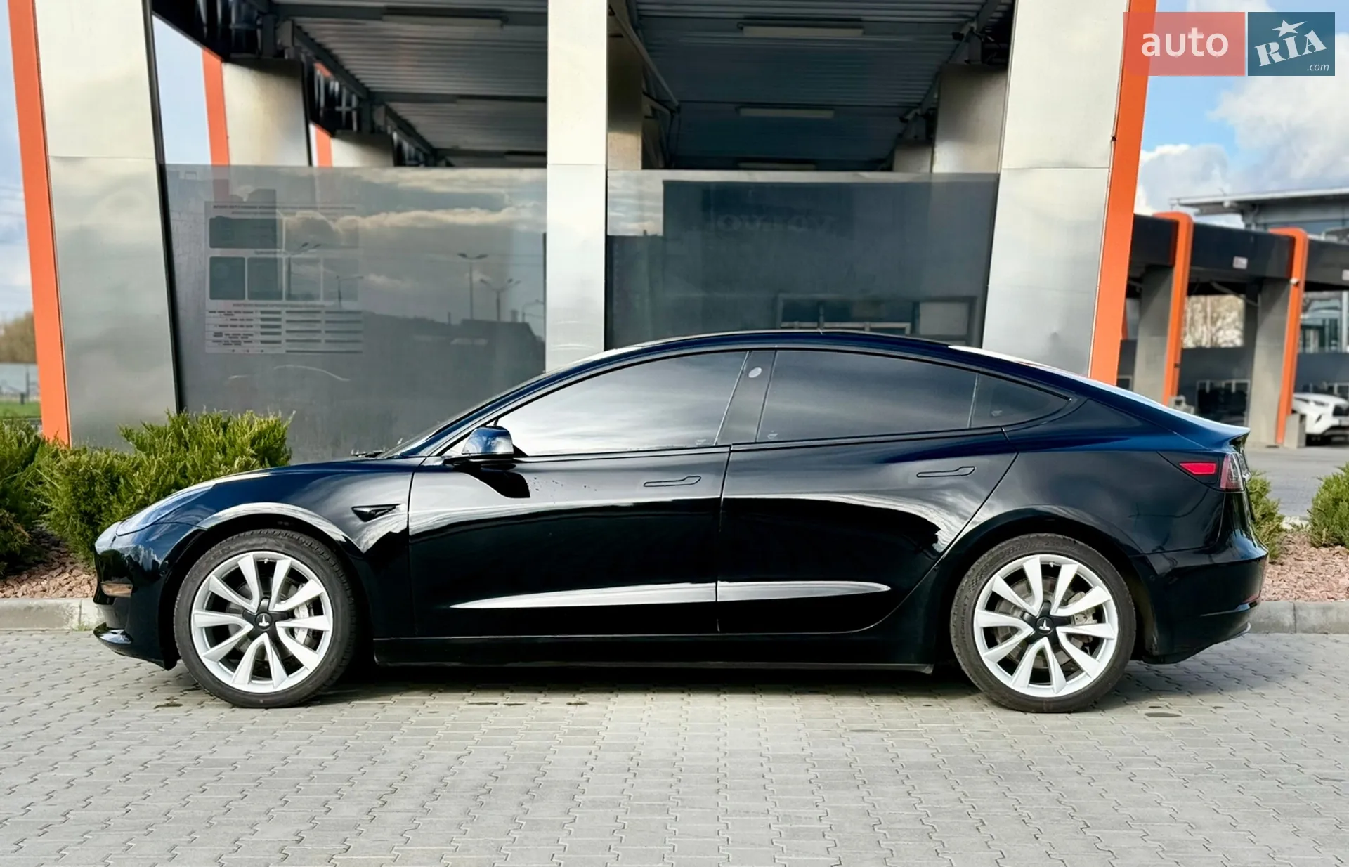 2019 Tesla Model 3 - мініатюра 18