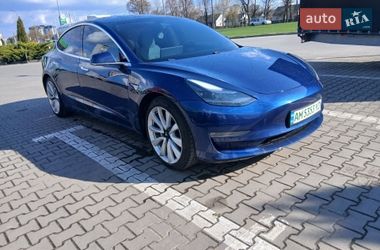 Седан Tesla Model 3 2020 в Житомирі