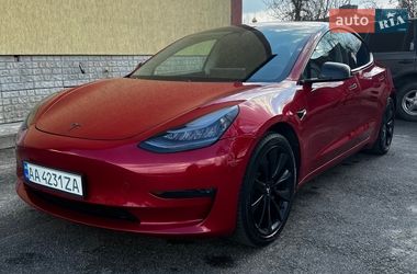 Седан Tesla Model 3 2018 в Києві