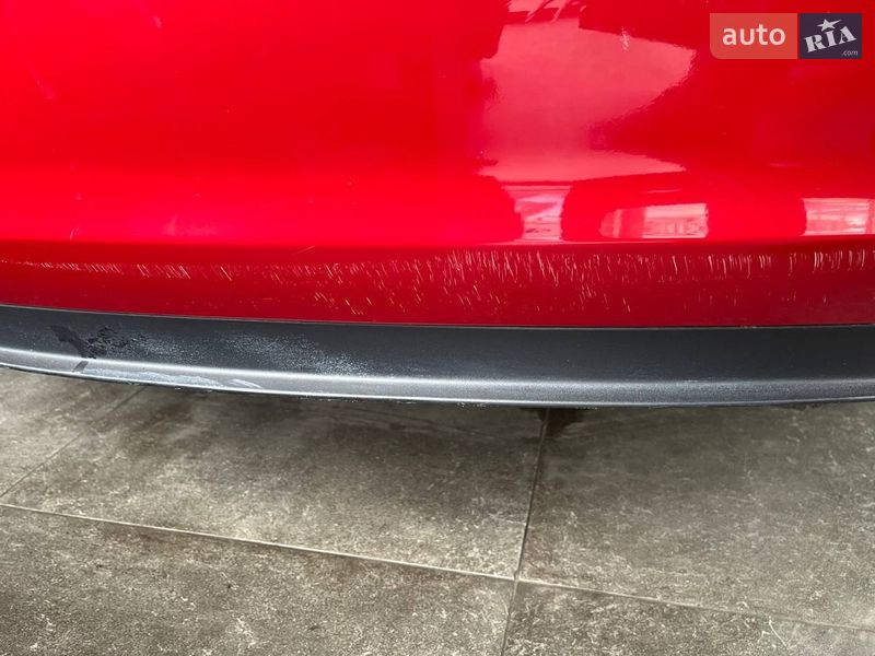 Седан Tesla Model 3 2018 в Києві