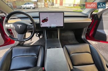 Седан Tesla Model 3 2018 в Києві
