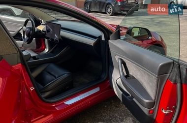 Седан Tesla Model 3 2018 в Києві