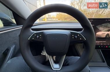 Седан Tesla Model 3 2024 в Киеве