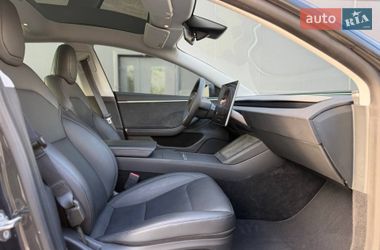 Седан Tesla Model 3 2024 в Киеве