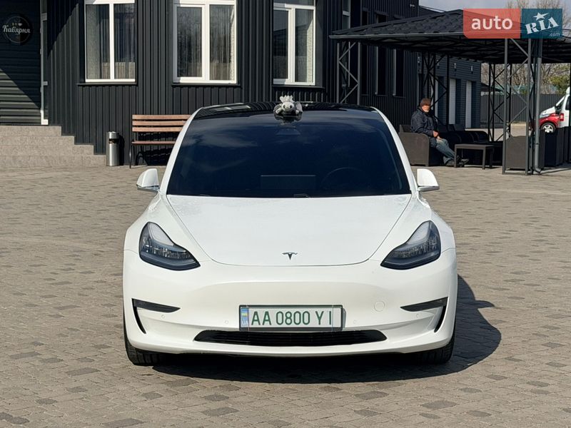 Седан Tesla Model 3 2020 в Білій Церкві