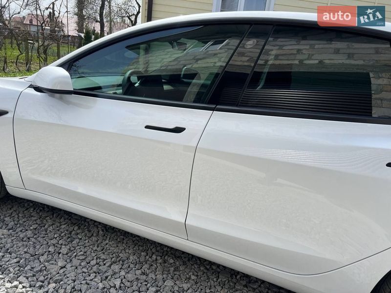 Седан Tesla Model 3 2022 в Дрогобичі фото 10 Седан Tesla Model 3 2022 в Дрогобичі