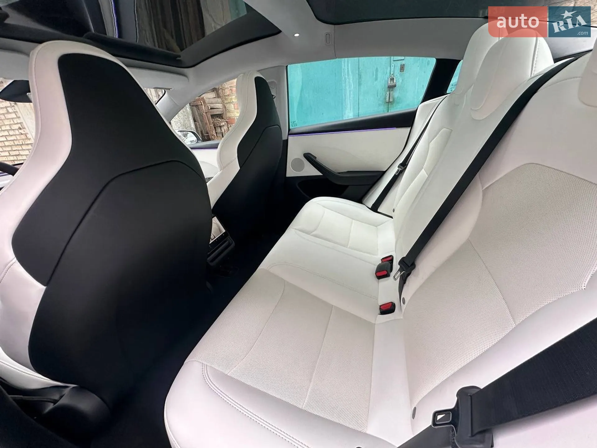 2025 Tesla Model 3 - мініатюра 32