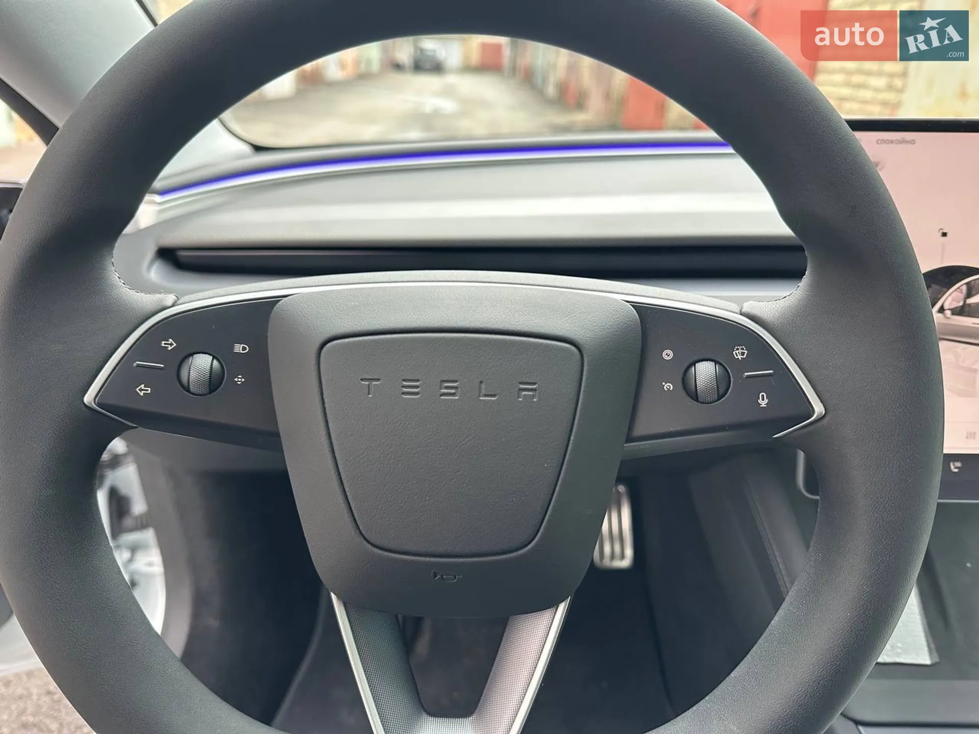 2025 Tesla Model 3 - мініатюра 39