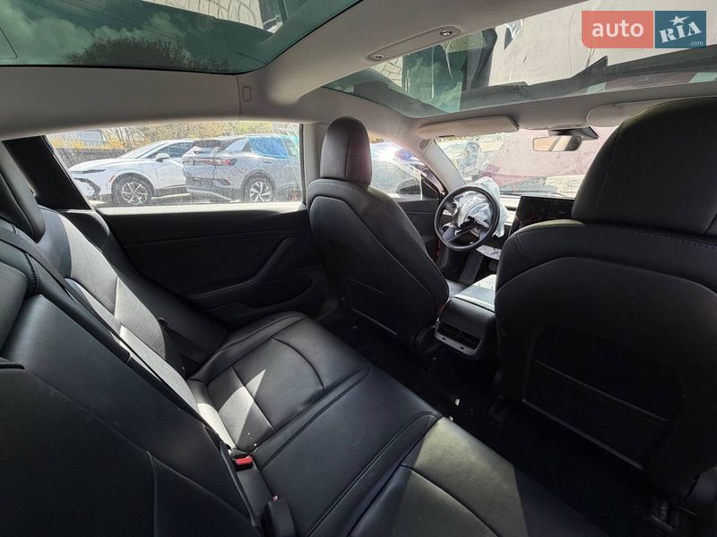 Седан Tesla Model 3 2018 в Луцьку фото 22 Седан Tesla Model 3 2018 в Луцьку