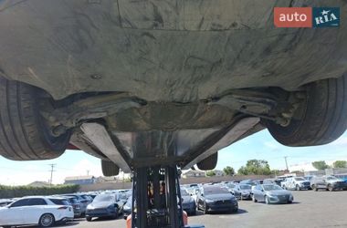 Седан Tesla Model 3 2021 в Киеве