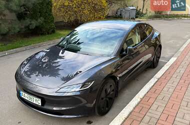 Седан Tesla Model 3 2024 в Києві