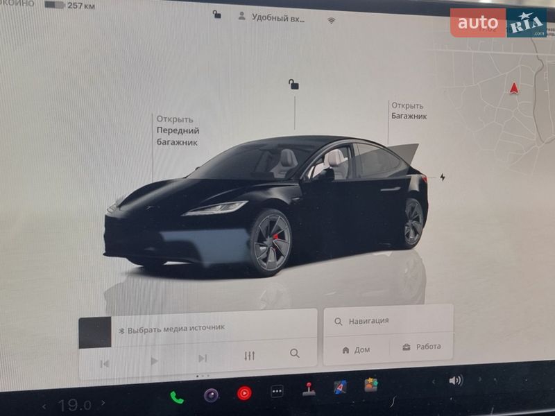 Седан Tesla Model 3 2024 в Черновцах фото 11 Седан Tesla Model 3 2024 в Черновцах