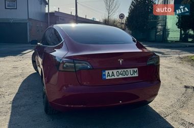 Седан Tesla Model 3 2018 в Києві