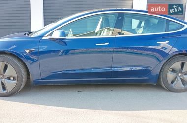Седан Tesla Model 3 2019 в Києві