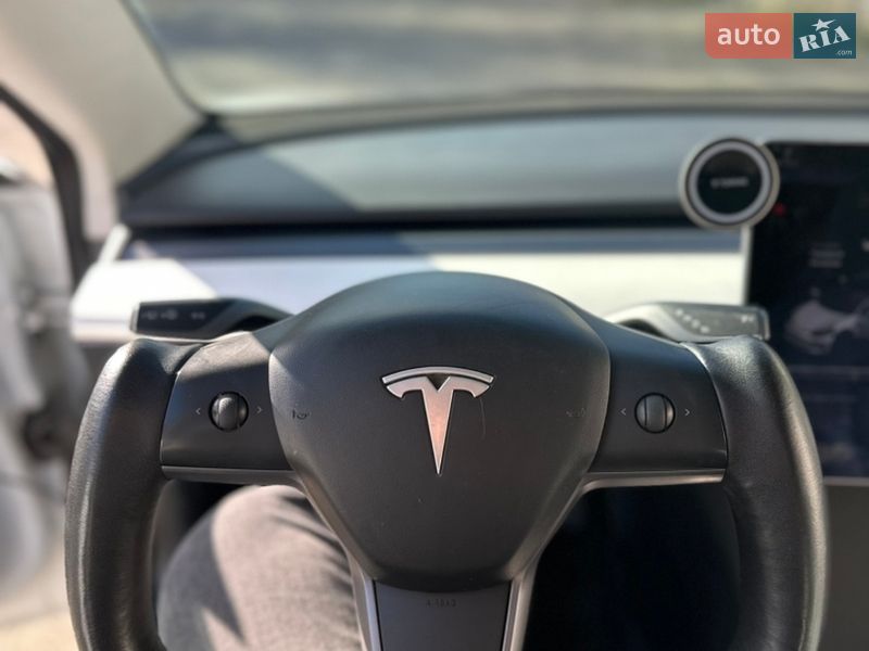 Седан Tesla Model 3 2019 в Луцьку фото 16 Седан Tesla Model 3 2019 в Луцьку