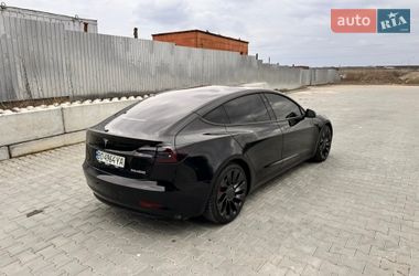Седан Tesla Model 3 2022 в Тернополі
