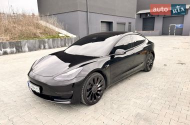 Седан Tesla Model 3 2022 в Тернополі